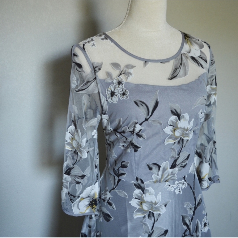 Gray / Black / White Floral Dress Size M - Picture 2 of 7